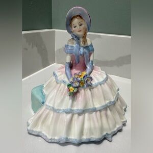 Vintage Royal Doulton England Daydreams Bone China Figurine HN 1731 COPR 1935